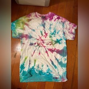 Tie die T shirt Gildan